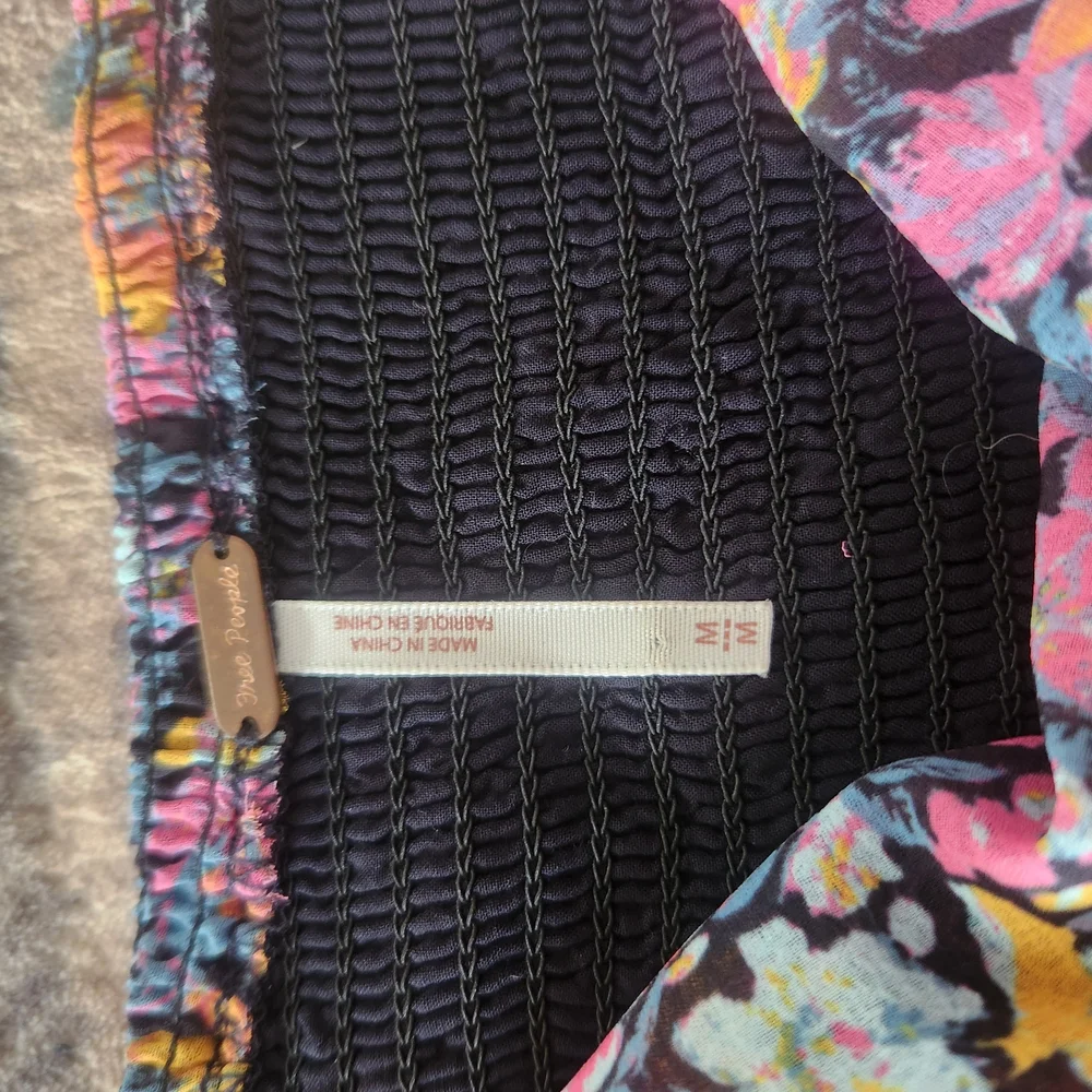 Free People Top Bundle - Picture 5 of 16